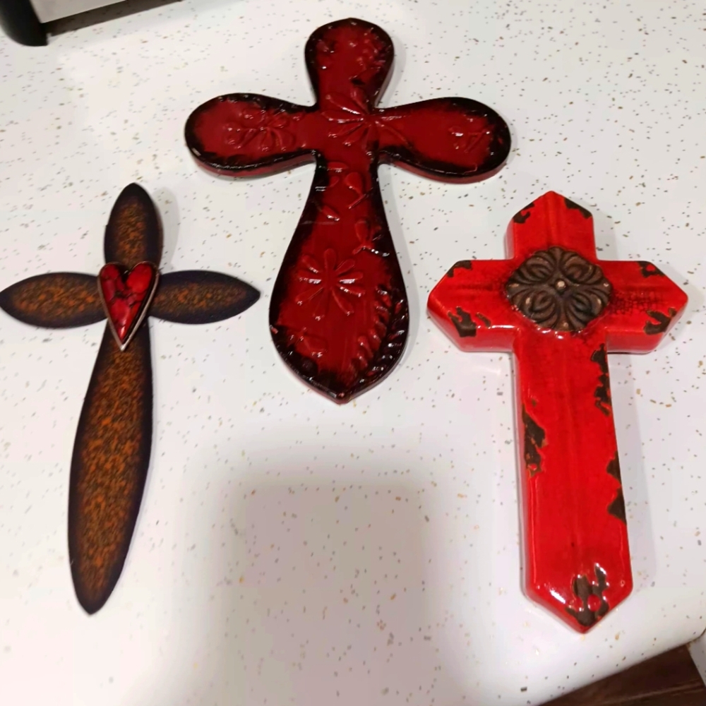 Set of Decorative Crosses in Red and Brown